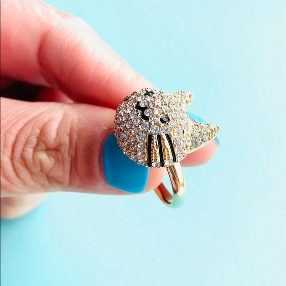 CAT LOVERS 90’s Swarovski Crystals Gold Tone Cat Face Ring Size 6 1/2” - Picture 3 of 5